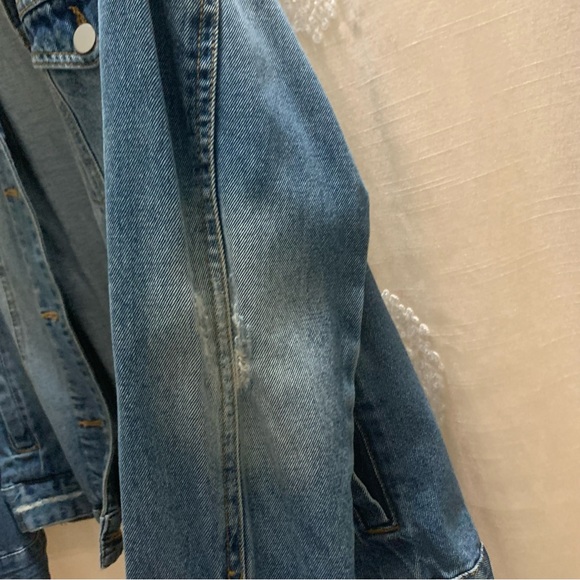 Distressed Oversized Denim Jacket - Picture 7 of 14